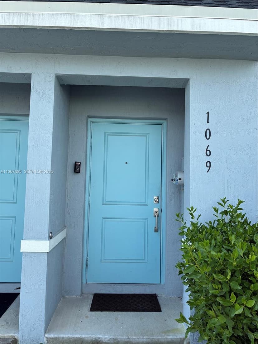 1069 NW 4th Ter, Florida City FL 33034