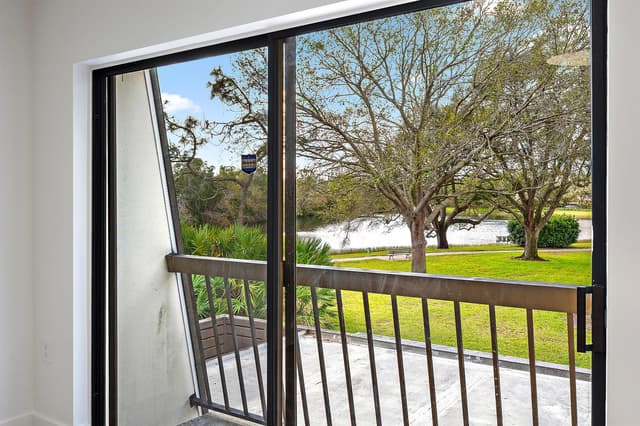 506 5th Terrace, Palm Beach Gardens FL 33418 - Palm Beach Gardens, FL - Photo 7