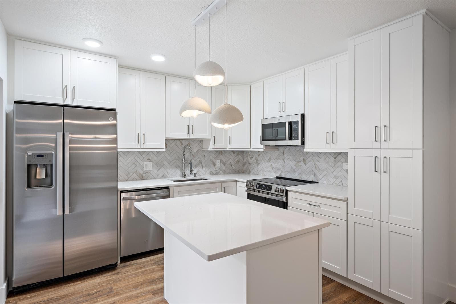 506 5th Terrace, Palm Beach Gardens FL 33418