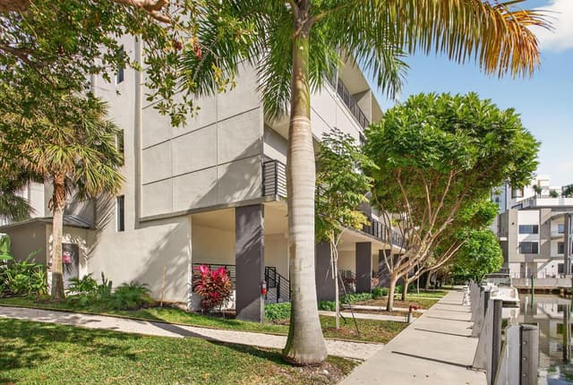196 SE 4th Terrace # 1, Pompano Beach FL 33060 - Pompano Beach, FL - Photo 3