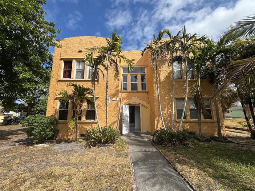 110 S B St, Lake Worth FL 33460