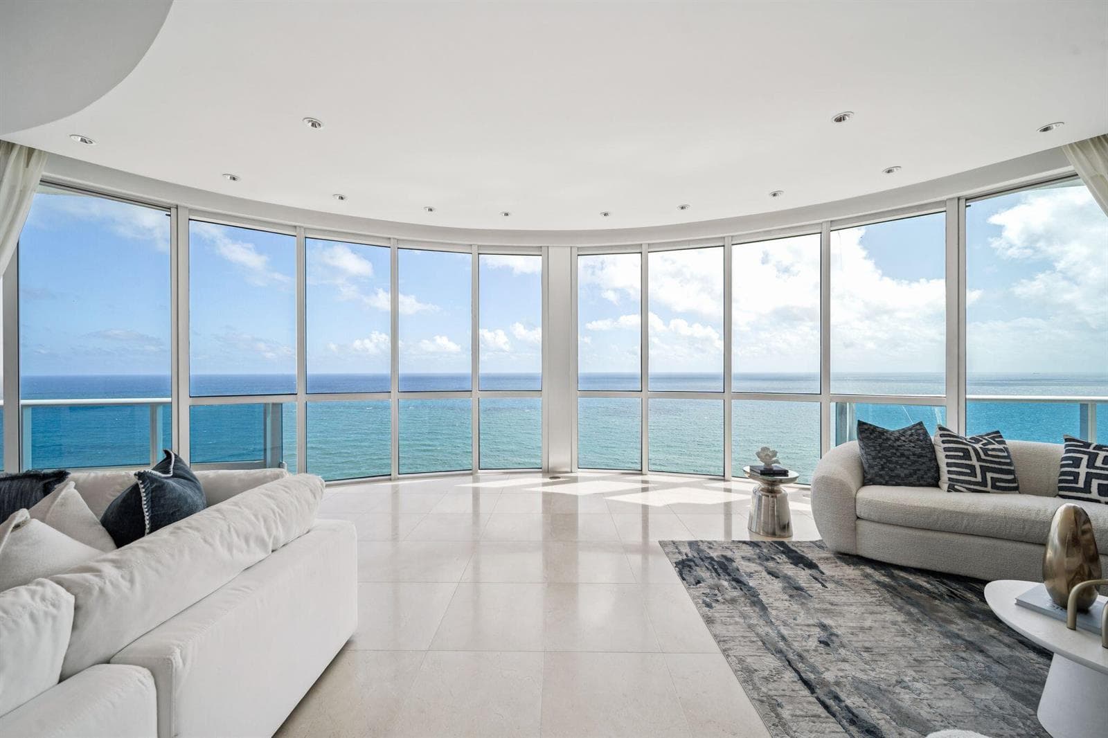 1600 S Ocean Boulevard, Lauderdale By The Sea FL 33062