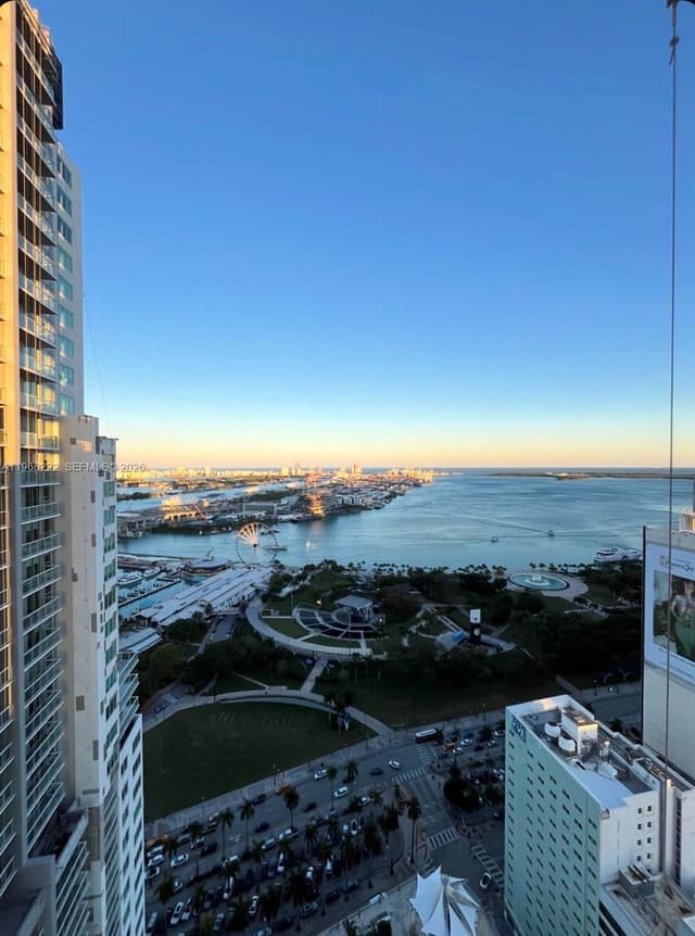 253 NE 2nd St # 3903, Miami FL 33132 - Miami, FL - Photo 2