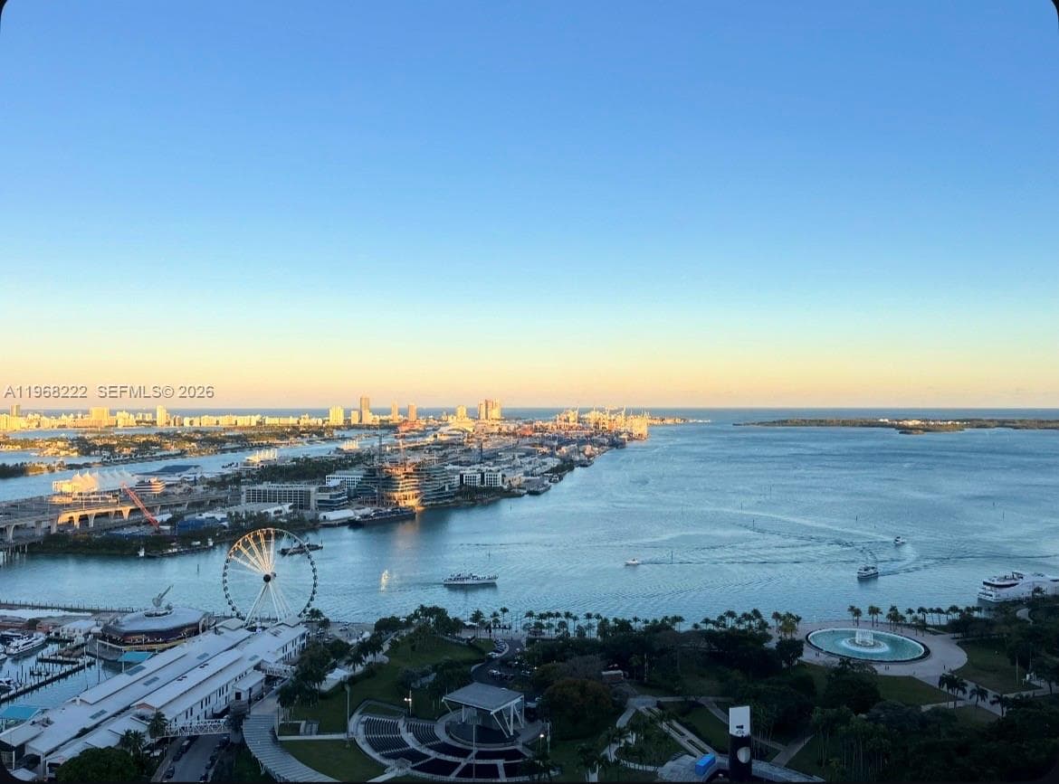 253 NE 2nd St # 3903, Miami FL 33132 - Miami, FL - Photo 1