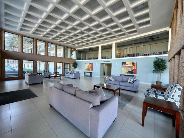 9440 SW 8 Street # 208, Boca Raton FL 33428 - Boca Raton, FL - Photo 2