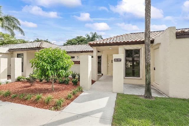 3127 Kingswood Terrace, Boca Raton FL 33431 - Boca Raton, FL - Photo 2