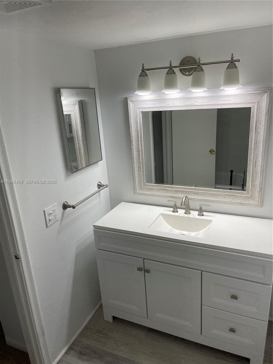 2251 NW 48th Ter # 215, Lauderhill FL 33313 - Lauderhill, FL - Photo 1