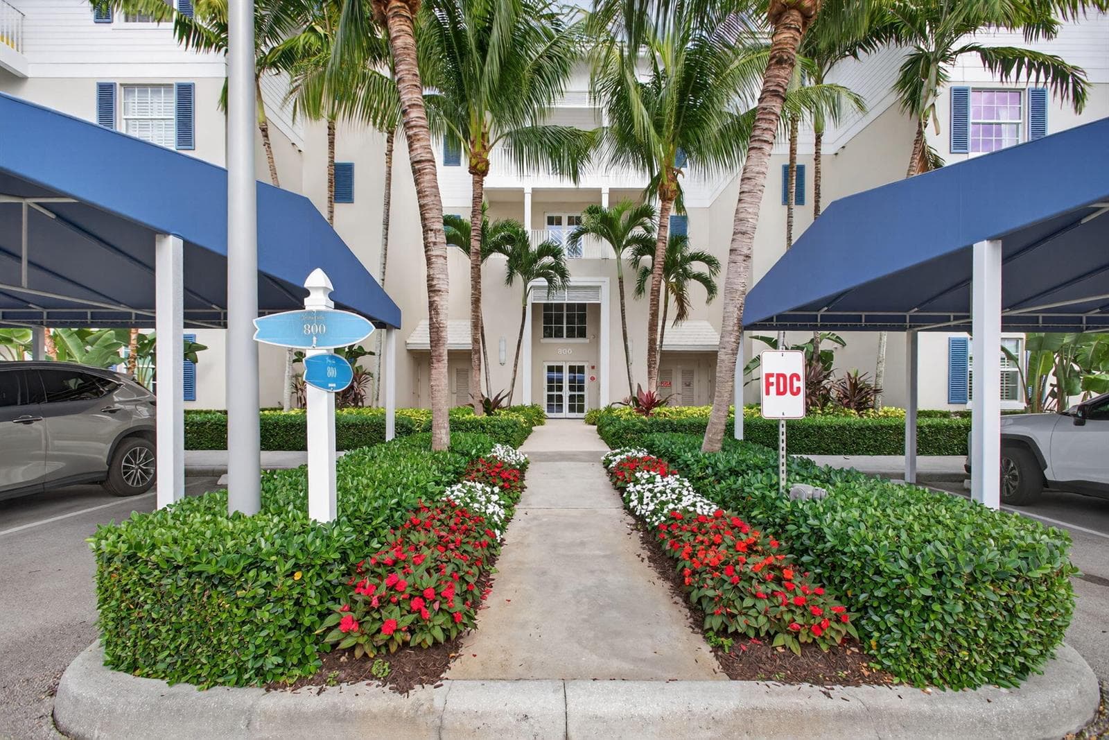 834 Bay Colony Drive S, Juno Beach FL 33408 - Juno Beach, FL - Photo 1