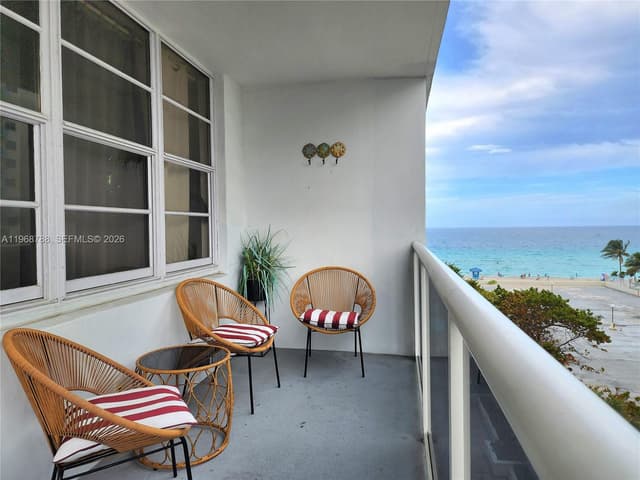 3725 S Ocean Dr # 620, Hollywood FL 33019 - Hollywood, FL - Photo 2