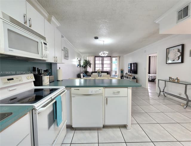 3725 S Ocean Dr # 620, Hollywood FL 33019 - Hollywood, FL - Photo 7