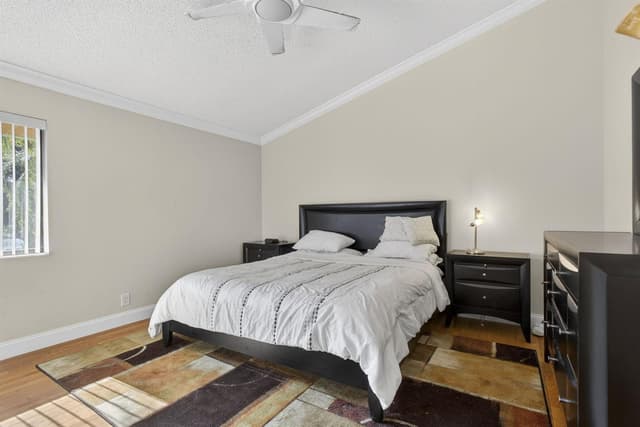 9 Lexington Lane E # F, Palm Beach Gardens FL 33418 - Palm Beach Gardens, FL - Photo 4