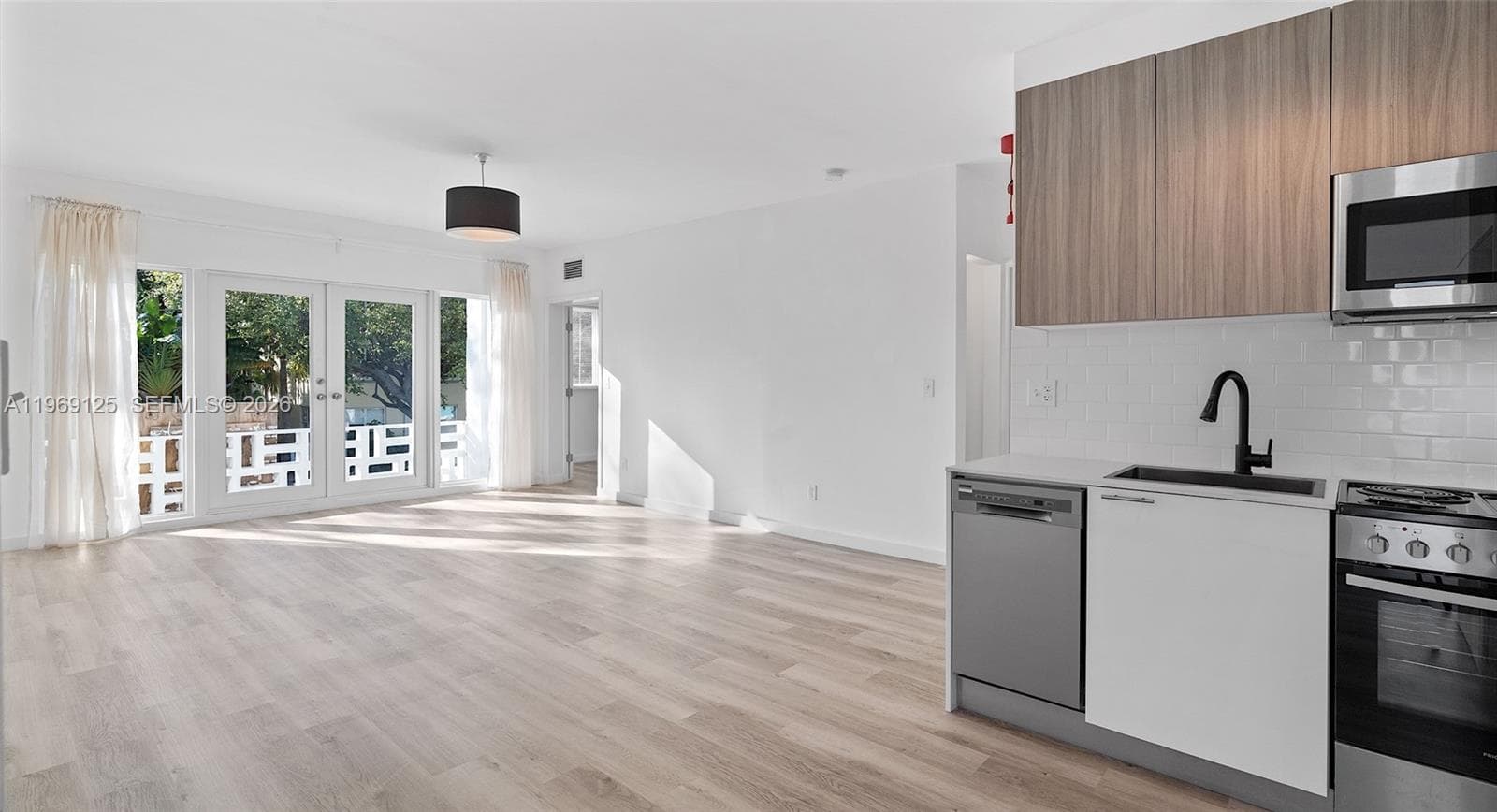 1561 Jefferson Avenue, Miami Beach FL 33139