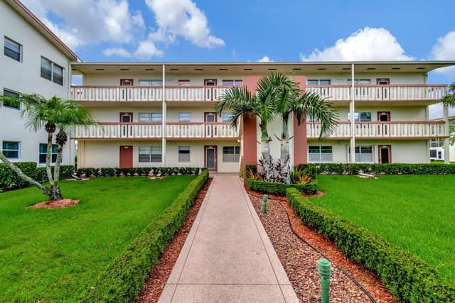 339 Preston I, Boca Raton FL 33434 - Boca Raton, FL - Photo 2