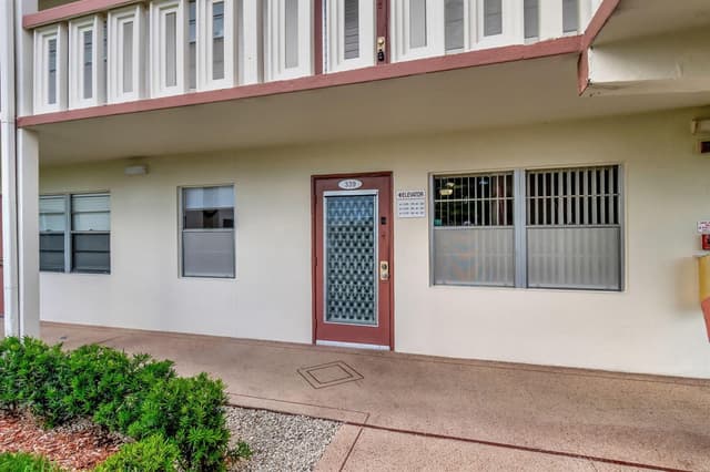 339 Preston I, Boca Raton FL 33434 - Boca Raton, FL - Photo 3