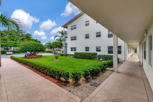 339 Preston I, Boca Raton FL 33434 - Boca Raton, FL - Photo 5