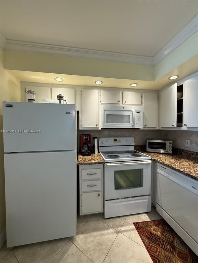 127 Tuscany B # 127, Delray Beach FL 33446 - Delray Beach, FL - Photo 6