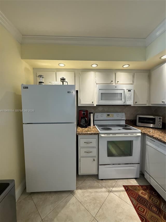 127 Tuscany B # 127, Delray Beach FL 33446 - Delray Beach, FL - Photo 5