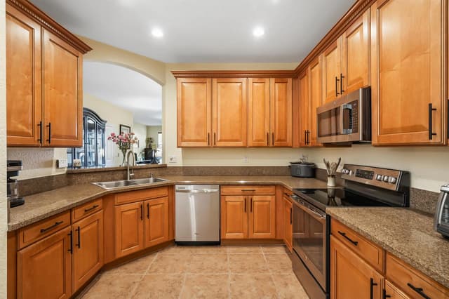 4870 Bonsai Circle # 106, Palm Beach Gardens FL 33418 - Palm Beach Gardens, FL - Photo 6