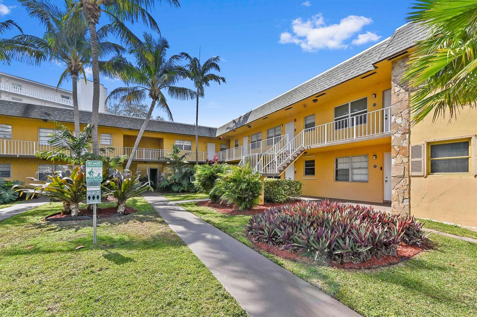 240 Croton Avenue # 102, Lantana FL 33462 - Lantana, FL - Photo 1