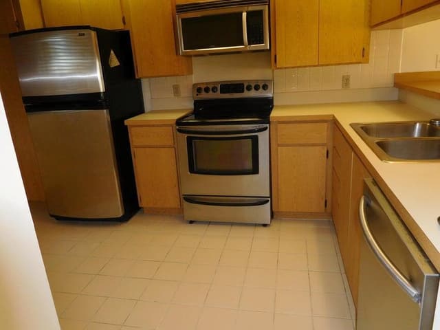2741 Village Boulevard # 304, West Palm Beach FL 33409 - West Palm Beach, FL - Photo 2