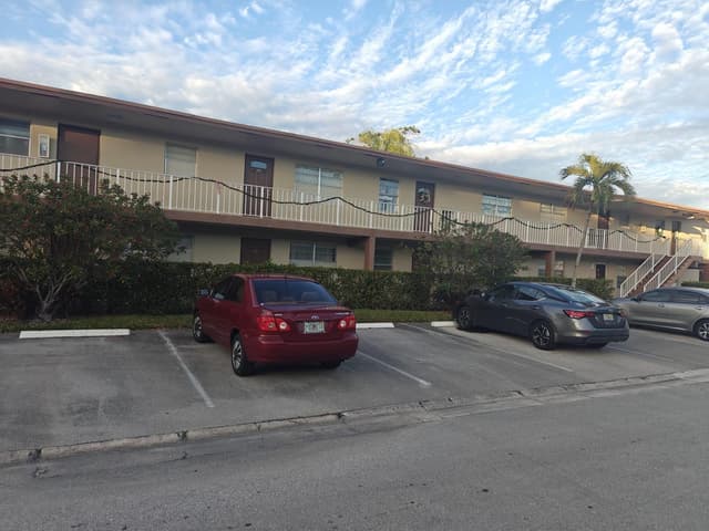 7505 NW 5th Place # 106, Margate FL 33063 - Margate, FL - Photo 2
