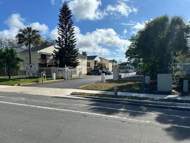 637 Executive Center Drive # N102, West Palm Beach FL 33401 - West Palm Beach, FL - Photo 3
