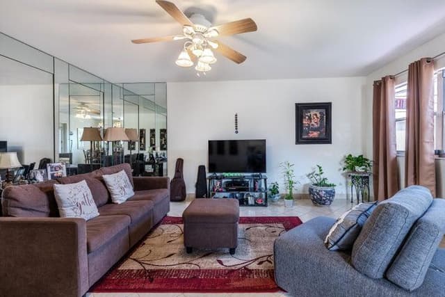 657 Brittany N, Delray Beach FL 33446 - Delray Beach, FL - Photo 6