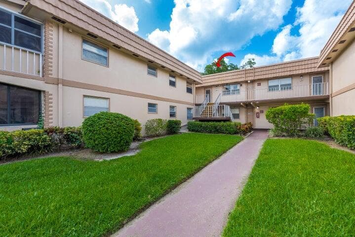 657 Brittany N, Delray Beach FL 33446