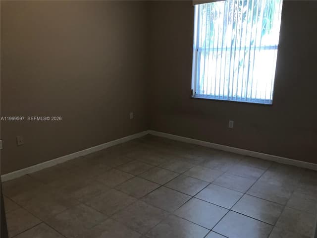 3748 NE 9th Ct, Homestead FL 33033 - Homestead, FL - Photo 7