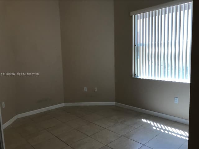 3748 NE 9th Ct, Homestead FL 33033 - Homestead, FL - Photo 5