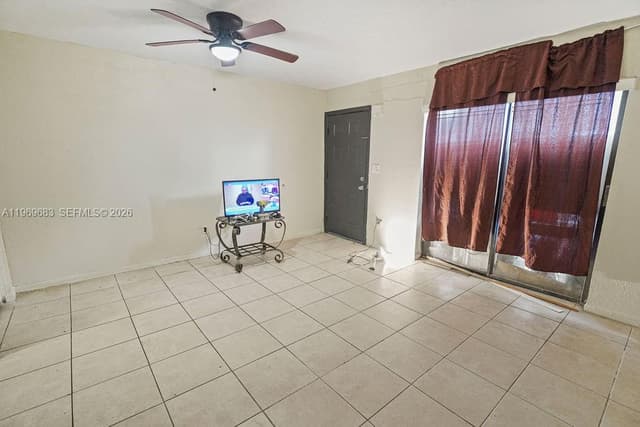 2424 NW 52nd Ave # 2424, Lauderhill FL 33313 - Lauderhill, FL - Photo 5
