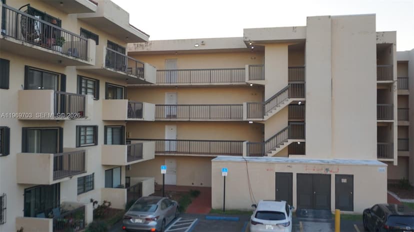 995 SW 84th Ave # 218, Miami FL 33144