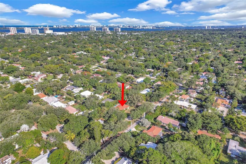 11919 NE 8th Ave, Biscayne Park FL 33161