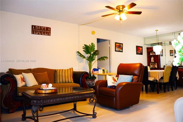 900 Saint Charles Pl # 316, Pembroke Pines FL 33026 - Pembroke Pines, FL - Photo 6