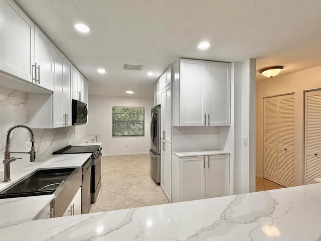 22 Westgate Lane # 22h, Boynton Beach FL 33436 - Boynton Beach, FL - Photo 4