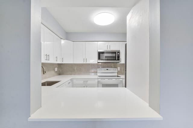 9960 Pineapple Tree Drive # 107, Boynton Beach FL 33436 - Boynton Beach, FL - Photo 6