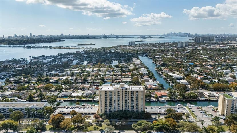 2350 NE 135th St # 811, North Miami FL 33181