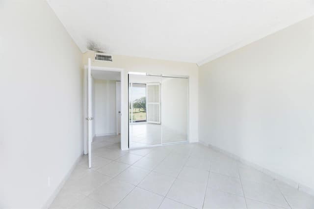 3800 N Hills Drive # 402, Hollywood FL 33021 - Hollywood, FL - Photo 6