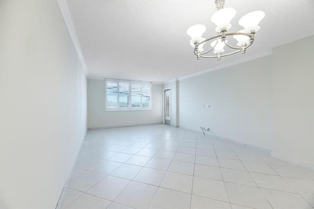 3800 N Hills Drive # 402, Hollywood FL 33021 - Hollywood, FL - Photo 4