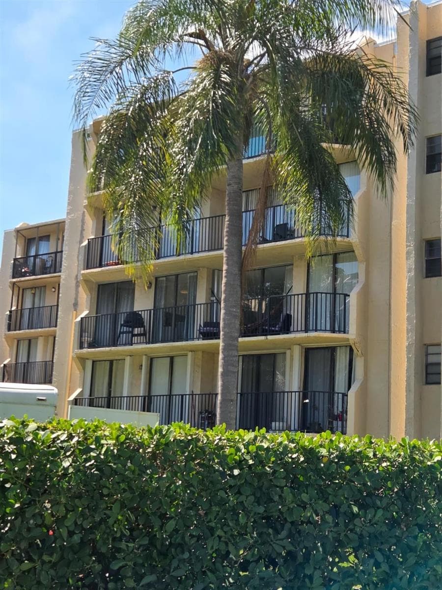 3500 Blue Lake Drive # 304, Pompano Beach FL 33064 - Pompano Beach, FL - Photo 1