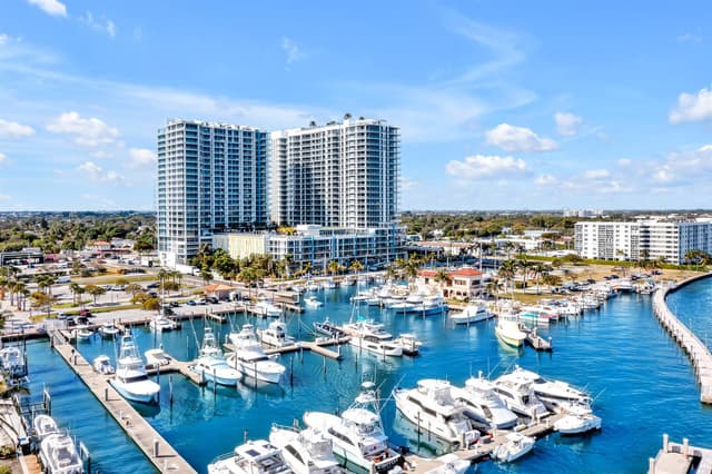 220 Lake Shore Drive # 502, Lake Park FL 33403 - Lake Park, FL - Photo 4