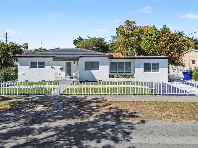 1530 SW 24th Ave, Miami FL 33145