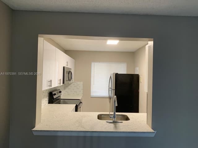 8700 N Sherman Cir # 305, Miramar FL 33025 - Miramar, FL - Photo 7