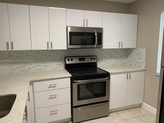 8700 N Sherman Cir # 305, Miramar FL 33025 - Miramar, FL - Photo 4
