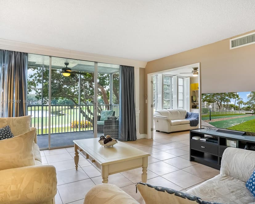 2681 S Course Dr # 209, Pompano Beach FL 33069