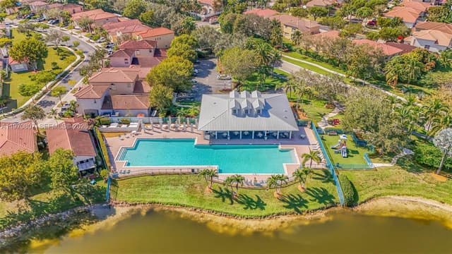 3736 NE 9 CT, Homestead FL 33033 - Homestead, FL - Photo 2