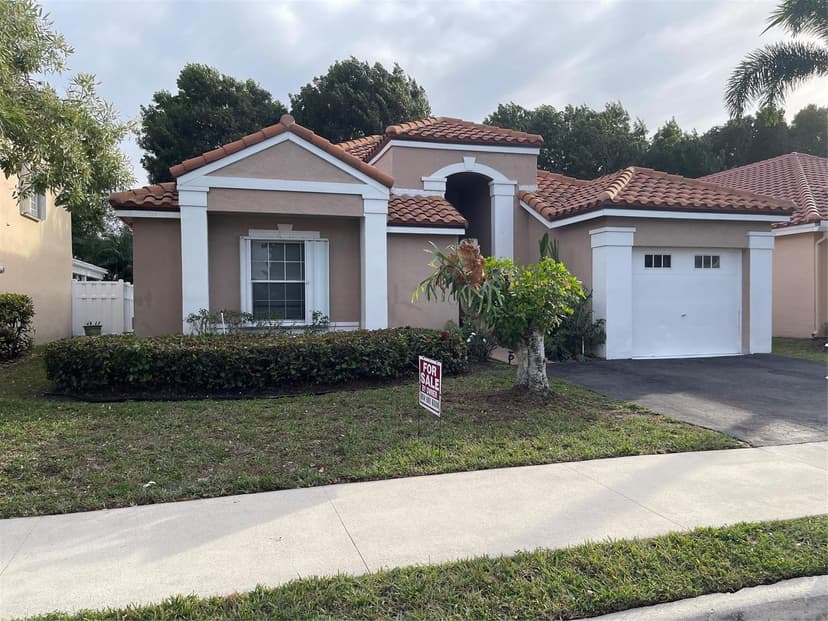 480 Somerset Way, Weston FL 33326