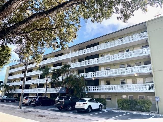 1425 Arthur St # 403A, Hollywood FL 33020