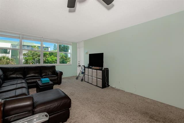 2751 Taft Street # 305, Hollywood FL 33020 - Hollywood, FL - Photo 3