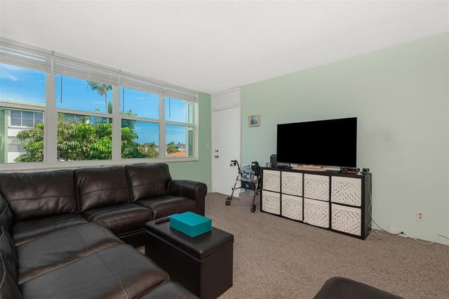 2751 Taft Street # 305, Hollywood FL 33020 - Hollywood, FL - Photo 4
